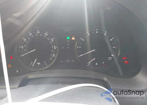 2010 Lexus Is 350C z USA, uszkodzony, nr VIN JTHFE2C23A2501571